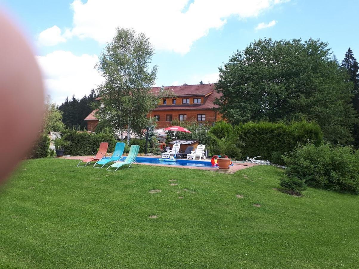 Penzion Planicka Hotel Cerna v Posumavi Bagian luar foto